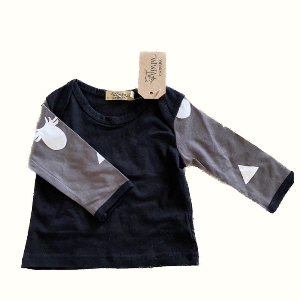 NWT - black & grey baby top | long sleeve | moose |